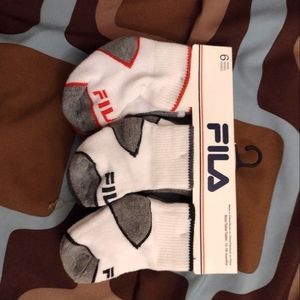 Fila boy's socks 12 to 18 months 6 pairs new white red gray